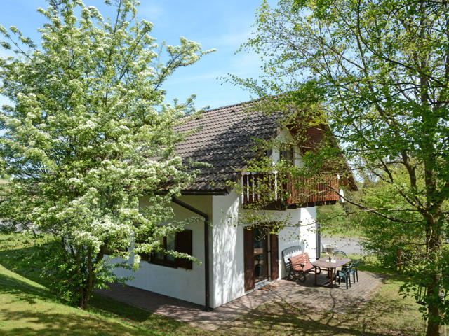 Dom/Rezydencja|Dorf 4/ Haus 27|Hessisches Bergland|Kirchheim