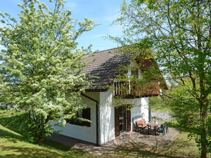 Haus/Residenz|Dorf 4/ Haus 27|Hessisches Bergland|Kirchheim