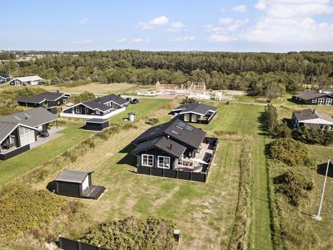 House/Residence|"Paulus" - 350m from the sea|Northwest Jutland|Løkken