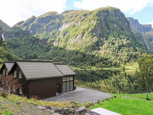 Haus/Residenz|Kaja|(Äußerer) Sognefjord|Arnafjord