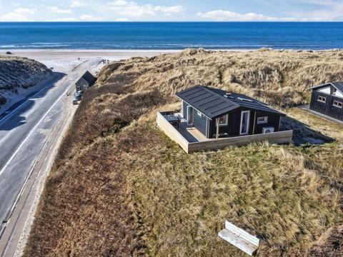 House/Residence|"Fatlinda" - 50m from the sea|Northwest Jutland|Løkken