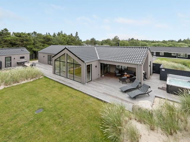 House/Residence|"Antonette" - 1.8km from the sea|Western Jutland|Blåvand