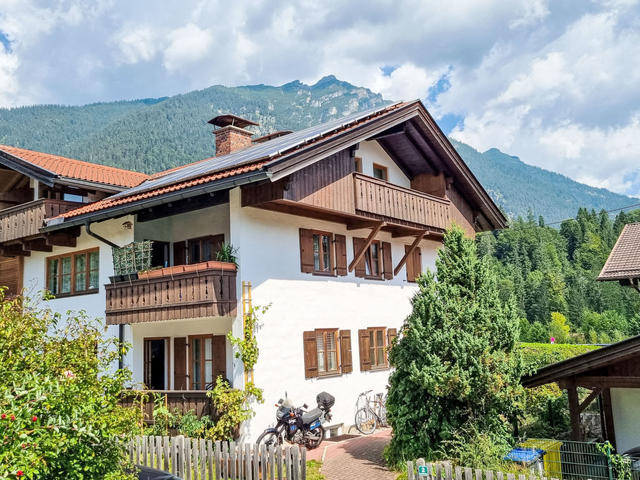 Talo/taloryhmä|Blue Mountain Sky|Baijeri /Oberbayern|Garmisch-Partenkirchen