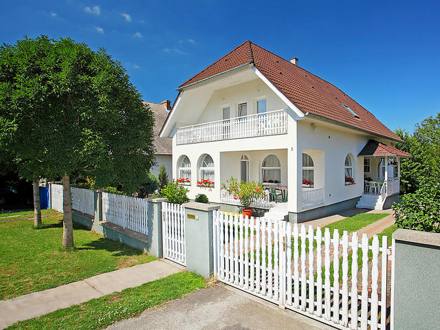 Maison / Résidence de vacances|Goliath|Lac Balaton rive sud|Balatonszarszo