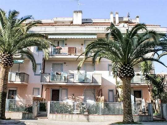 Lomahuoneisto Troiani, Italia, Marche, San Benedetto del Tronto, Talo