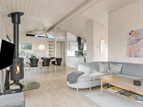 Inside|"Mirla" - 50m from the sea|Northwest Jutland|Saltum