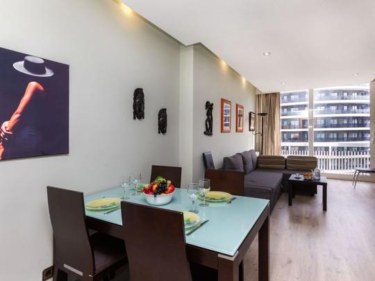 Appartement Sants-Montjuic Rambla Badal, Espagne, Barcelone, Barcelone, Cuisine / salle à manger