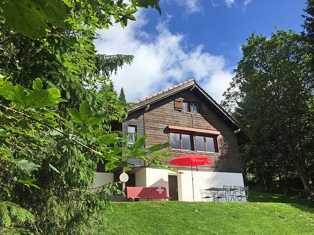 Kuća / objekt|Chalet de la Vue des Alpes|Jura|La Vue-des-Alpes