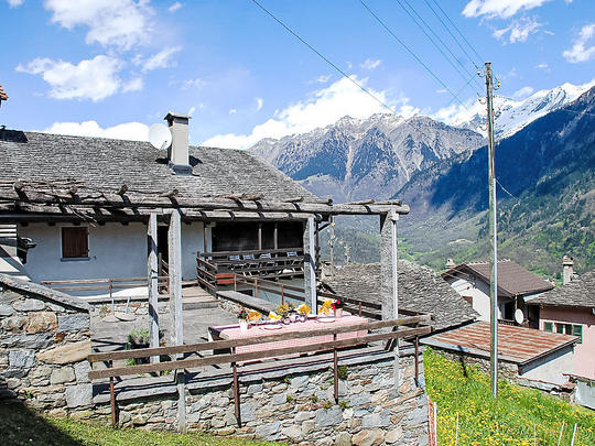 Vakantiehuis Mona, Zwitserland, Ticino, Leontica, Buiten