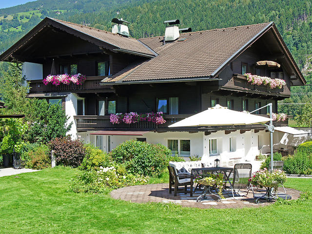 Hus/ Residens|Kircher|Zillertal|Aschau im Zillertal