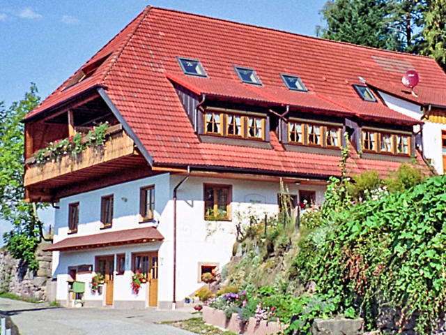 Talo/taloryhmä|Biohof Herrenweg|Schwarzwald|Schiltach