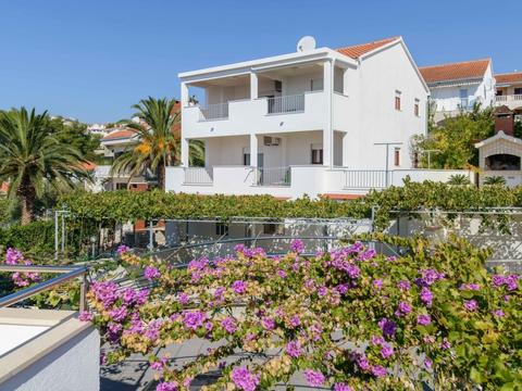 Haus/Residenz|Lucija|Mitteldalmatien|Trogir/Okrug Gornji