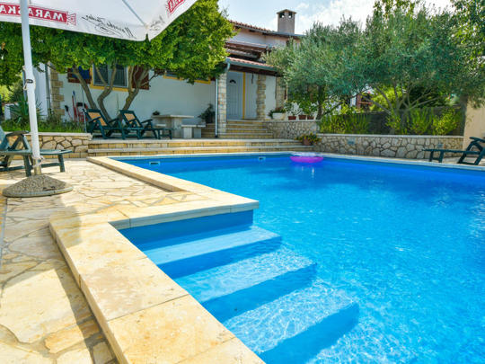 Lomatalo Villa Ana, Kroatia, Pohjois-Dalmatia, Obrovac, Ulkotilat