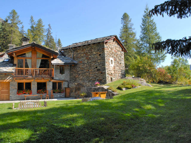 House/Residence|Chez Les Roset|Aosta Valley|Arvier