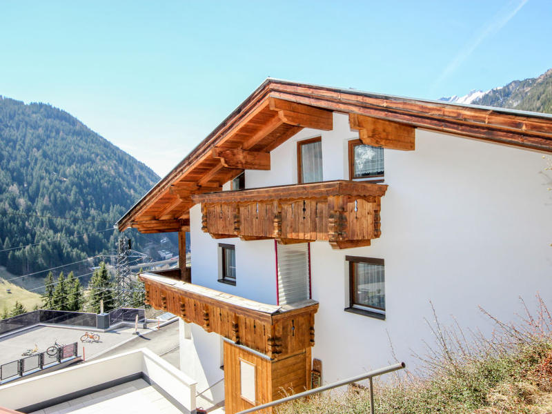 Hus/ Residence|Hölzl|Arlberg|Flirsch