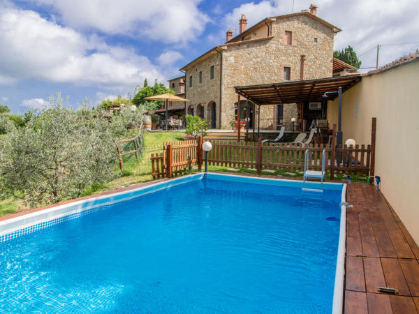 Holiday House Il Borgo di Gebbia in Civitella in val di Chiana IT5287