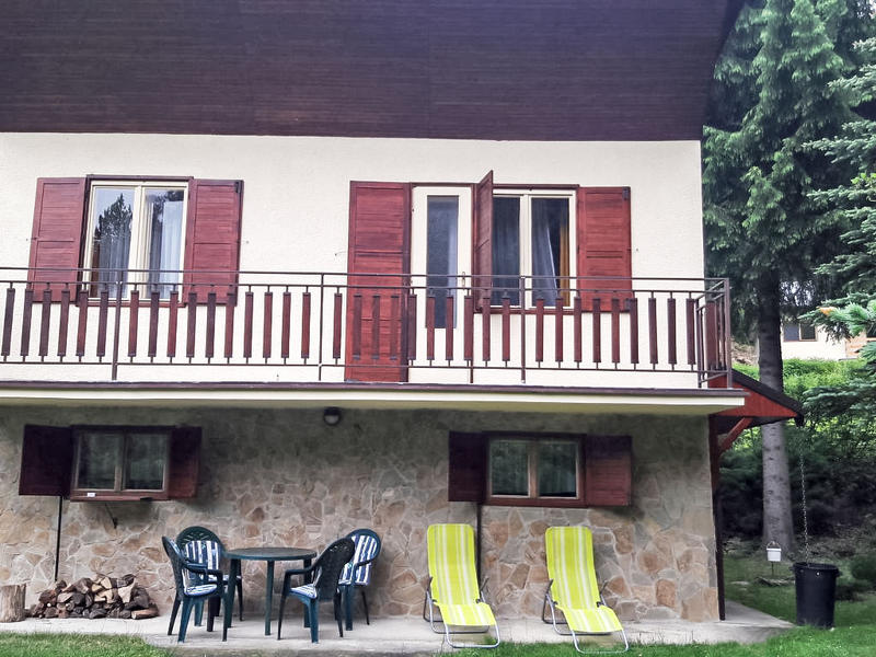 Maison / Résidence de vacances|Baracka|Région de Trentschin|Trencianske Teplice
