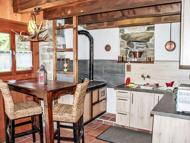 Vakantiehuis Rustico Fey, Zwitserland, Ticino, Semione, Keuken /Eetkamer