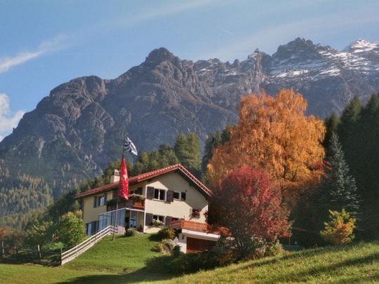 Apartamento Ferienwohnung Forsthaus Falkenstein, Suiza, Engadin, Tarasp, Vista
