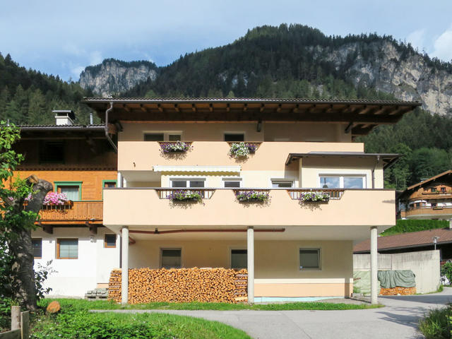 Hus/ Residens|Holaus|Zillertal|Mayrhofen