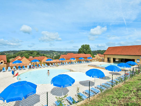 Kuća Les Coteaux de Sarlat, Francuska, Périgord, Sarlat-la-Canéda, Vanjski bazen