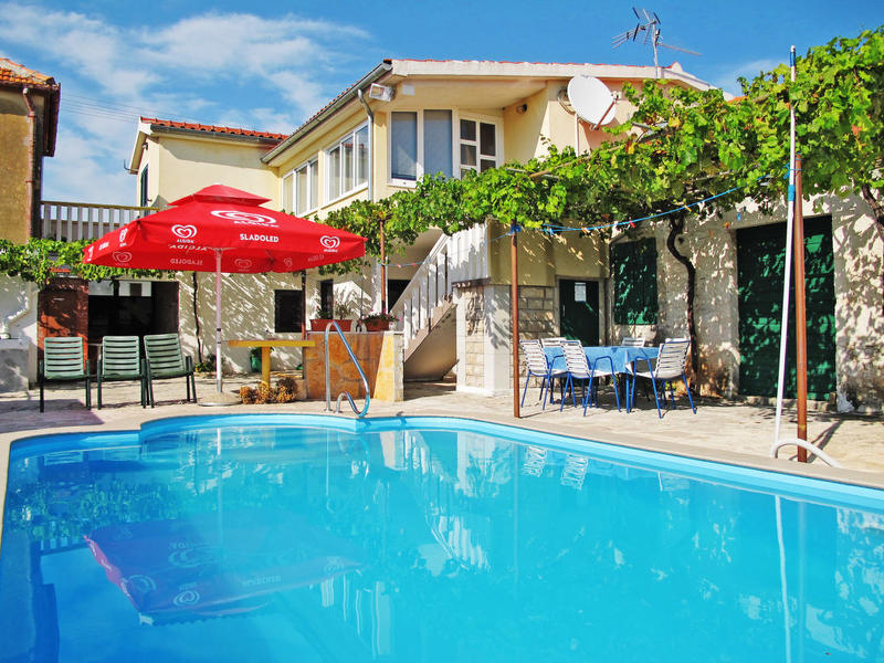 Maison / Résidence de vacances|Mali Ive (PME300)|Dalmatie centrale|Primošten
