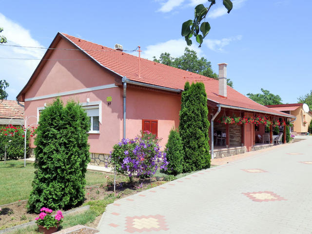 Dom/Rezydencja|Brigi (SZA113)|Jezioro Balaton - brzeg południowy|Balatonfoldvar/Balatonszarszo