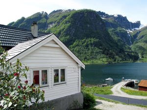 Haus/Residenz|Indresfjord (FJS615)|(Äußerer) Sognefjord|Arnafjord
