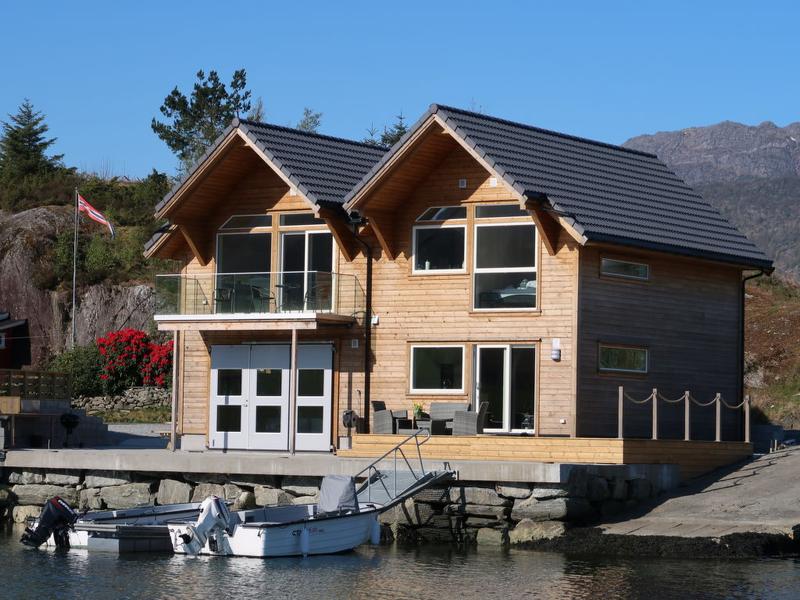 Hus/ Residence|Huglavika (FJH666)|Sunnhordland|Huglo