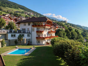 Haus/Residenz|Residence Egger 303|Südtirol|Villandro Villanders
