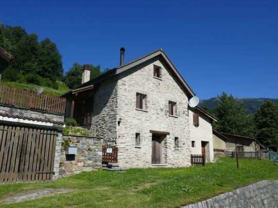 Vakantiehuis Simano, Zwitserland, Ticino, Leontica, Huis