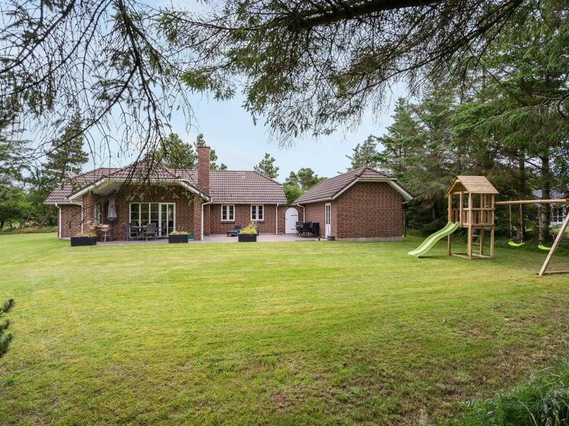 Hus/ Residence|"Hjalmsvider" - 1km from the sea in Western Jutland|Jyllands västkust|Blåvand