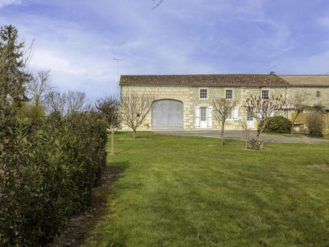 Dom/Rezydencja|Gîte La Truffière Saintongeaise|Charente-Maritime|Berneuil