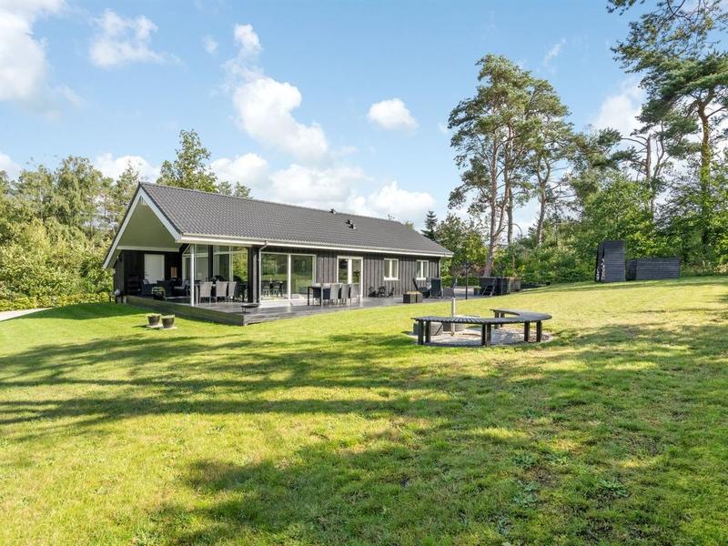 Hus/ Residence|"Adela" - 1km from the sea in Djursland and Mols|Djursland & Mols|Ebeltoft