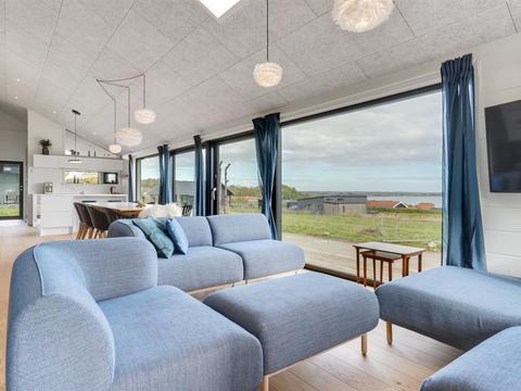 Inside|"Gunborg" - 400m from the sea|Southeast Jutland|Sjølund