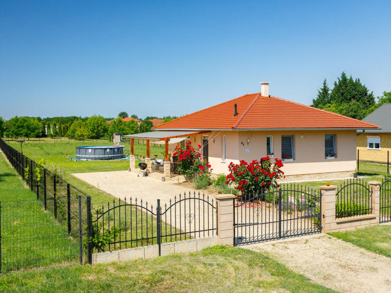 Maison / Résidence de vacances|Paola|Lac Balaton rive sud|Balatonboglar/Szemes
