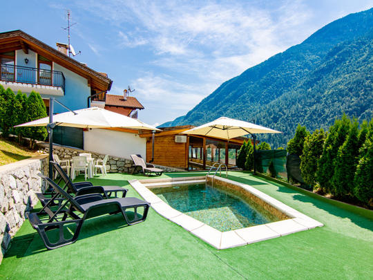 Lomahuoneisto Al Pescatore, Italia, Trentino, Malè, Ulkouima-allas