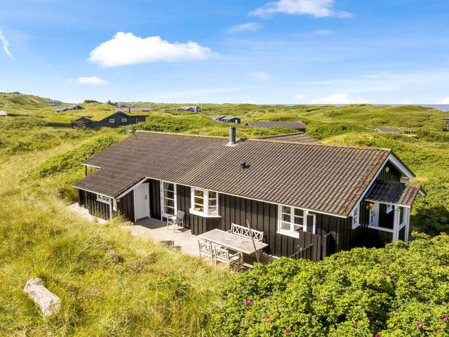 House/Residence|"Kasperi" - 250m from the sea|Northwest Jutland|Løkken