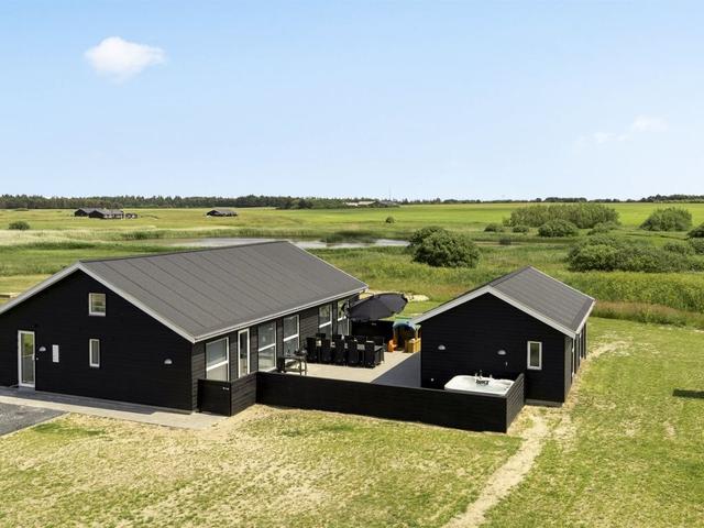 House/Residence|"Edgar" - 1.5km from the sea|Northwest Jutland|Løkken