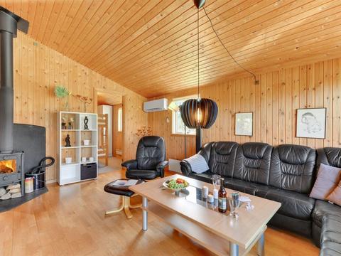 Inside|"Evi" - 400m to the inlet|Western Jutland|Skjern