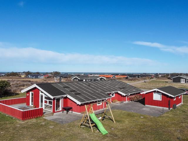 Talo/taloryhmä|"Skrallan" - 400m from the sea|Luoteis-Jyllanti|Hjørring