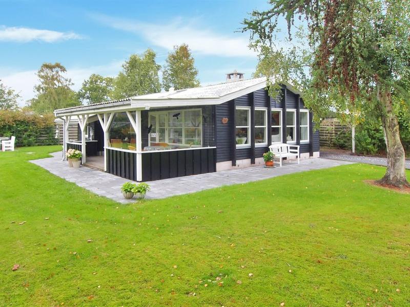 Hus/ Residence|"Alda" - 300m from the sea in Djursland and Mols|Djursland & Mols|Grenaa
