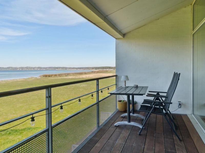 Hus/ Residence|"Wiss" - 50m from the sea in Djursland and Mols|Djursland & Mols|Ebeltoft