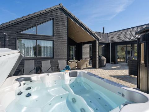 Inside|"Uthwagin" - 850m from the sea|Western Jutland|Vejers Strand