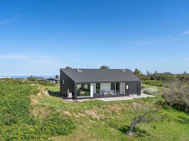 House/Residence|"Vilda" - 350m from the sea|Northwest Jutland|Hjørring