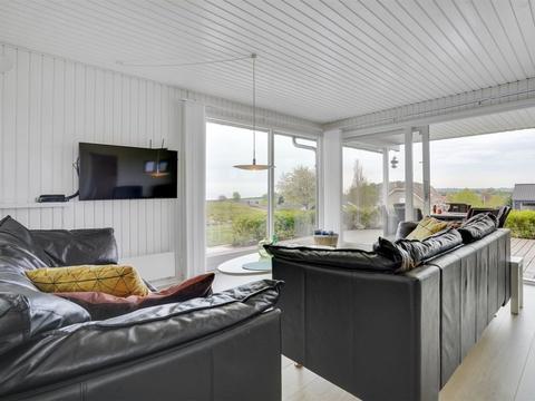 Inside|"Ankarl" - 700m from the sea|Southeast Jutland|Hejls