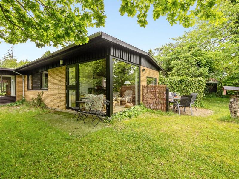 Hus/ Residence|"Lavrens" - 200m from the sea in Djursland and Mols|Djursland & Mols|Egå