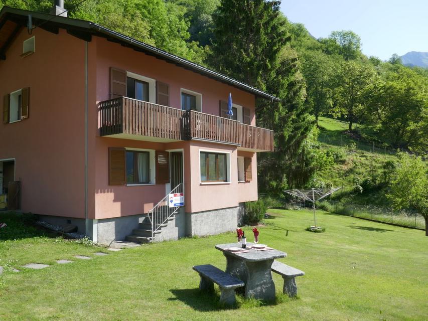 Appartement Lara, Zwitserland, Ticino, Olivone, Huis
