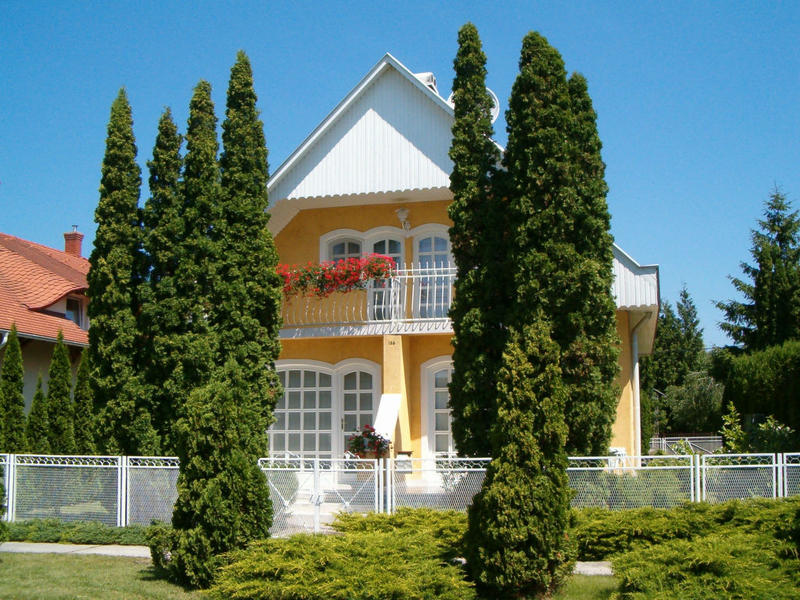 Maison / Résidence de vacances|Thuja|Lac Balaton rive sud|Balatonmariafurdo