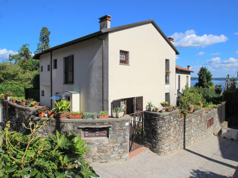 Haus/Residenz|Lo Scoiattolo|Lago Maggiore|Belgirate